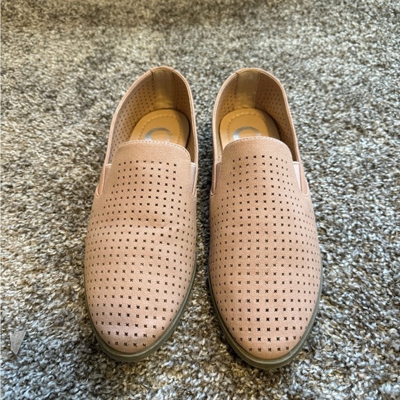 Journee Collection Brown Lucie Loafer Flats Size 7 - Picture 2 of 7
